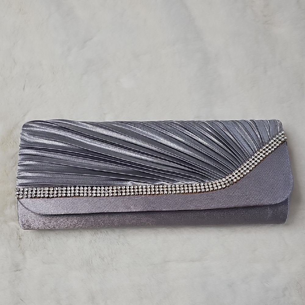 Elegant Silver Clutch with Rhinestone Detail